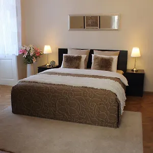 Apartmán Royal Celakovskeho Sady Česká republika