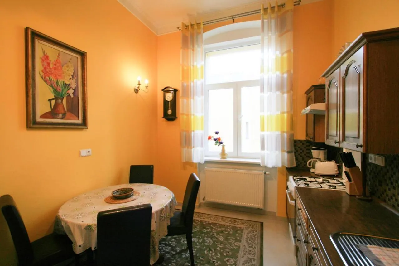 Apartment No. 20 Jaltska 3 Κάρλοβι Βάρι