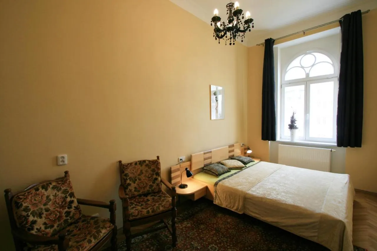 Apartment No. 20 Jaltska 3 Κάρλοβι Βάρι Τσεχία